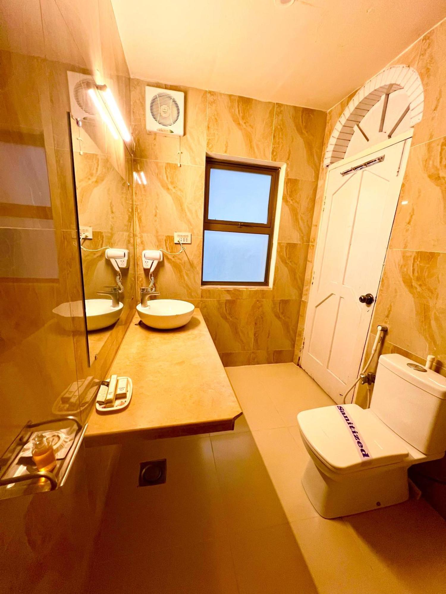 Shelton Guest House イスラマバード エクステリア 写真